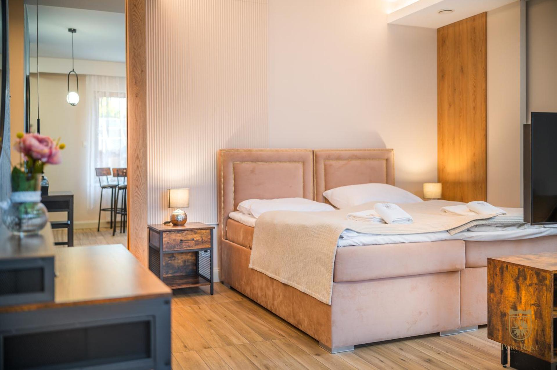 Hotel Pory Roku Czysteblota Bagian luar foto