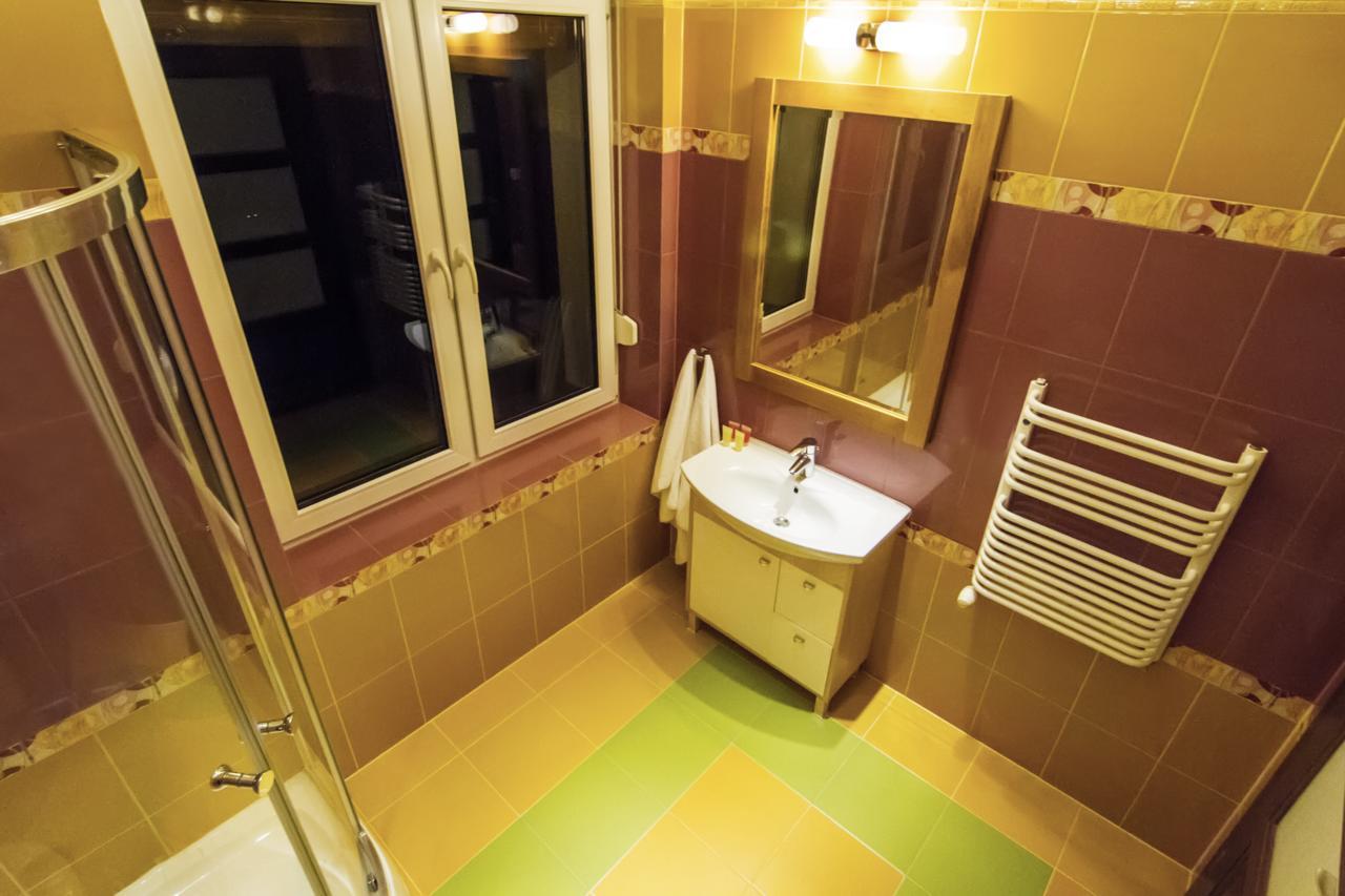 Hotel Pory Roku Czysteblota Bagian luar foto