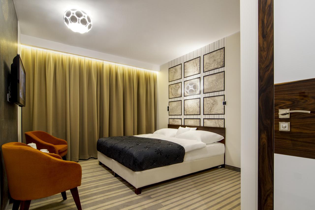 Hotel Pory Roku Czysteblota Bagian luar foto