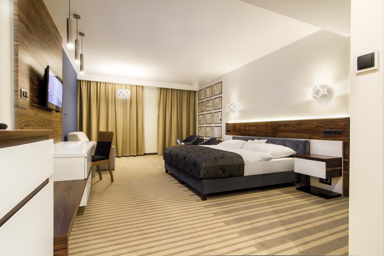 Hotel Pory Roku Czysteblota Bagian luar foto