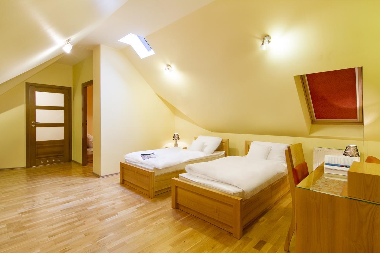 Hotel Pory Roku Czysteblota Bagian luar foto