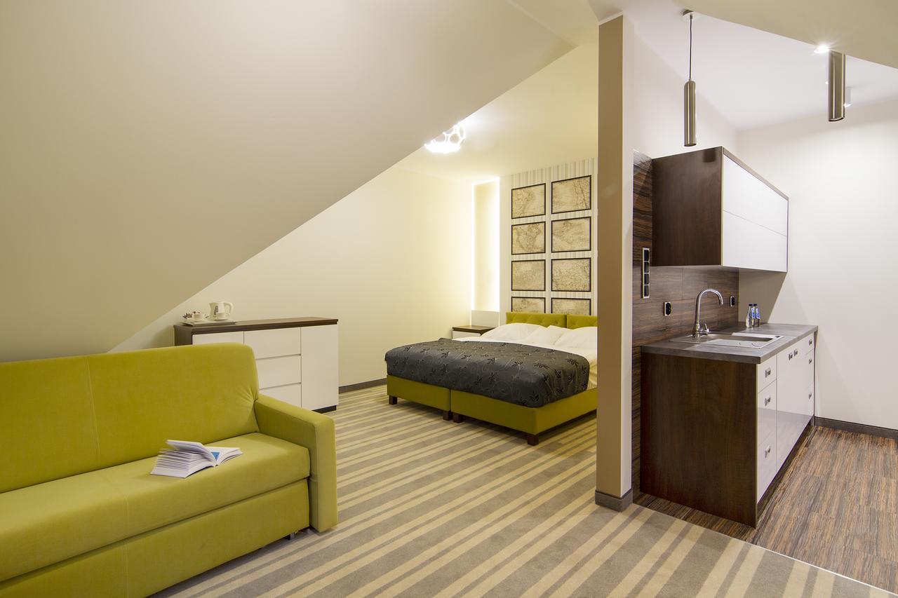 Hotel Pory Roku Czysteblota Bagian luar foto