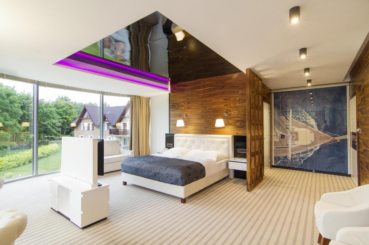 Hotel Pory Roku Czysteblota Bagian luar foto